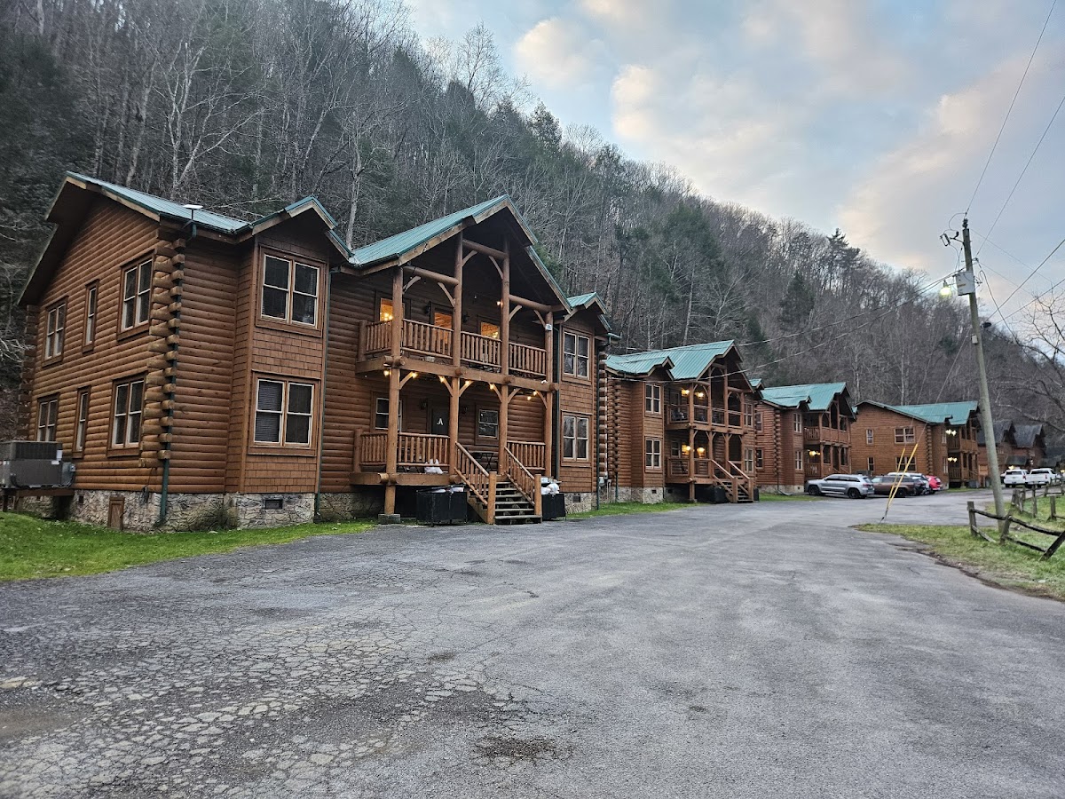Creekbend Lodge